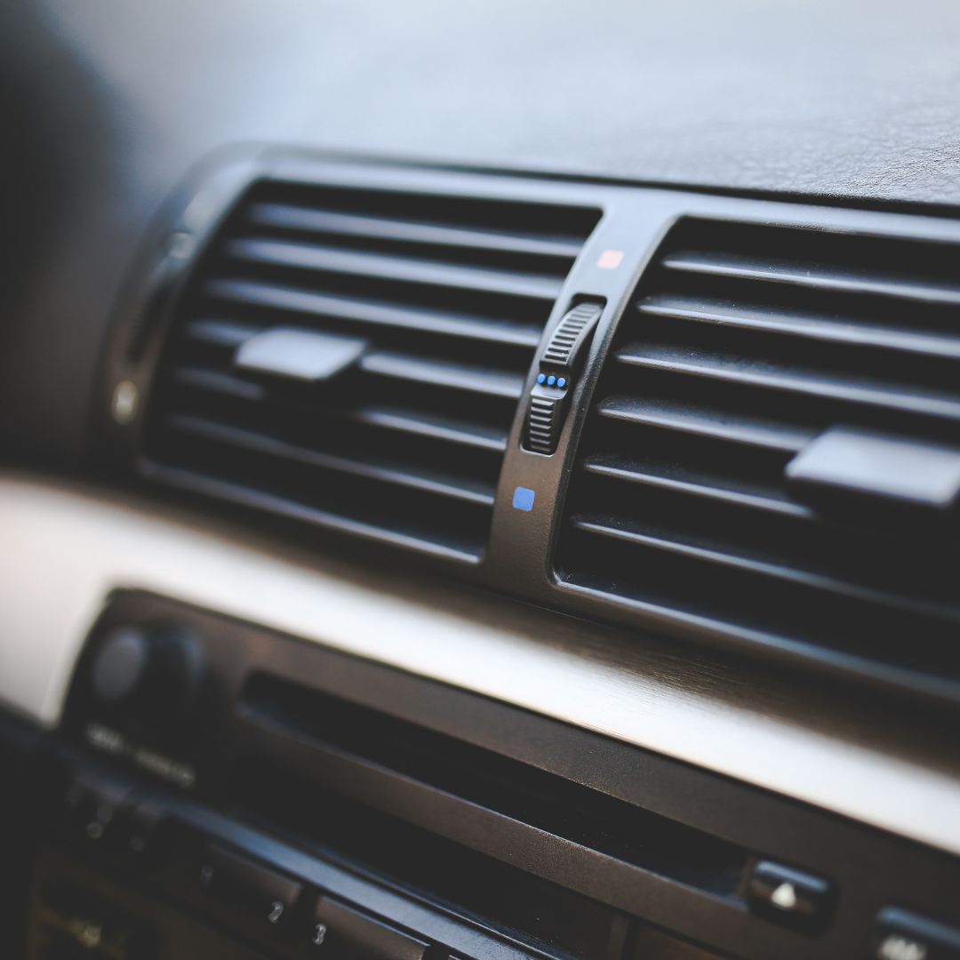 AIR CONDITIONING
SERVICE